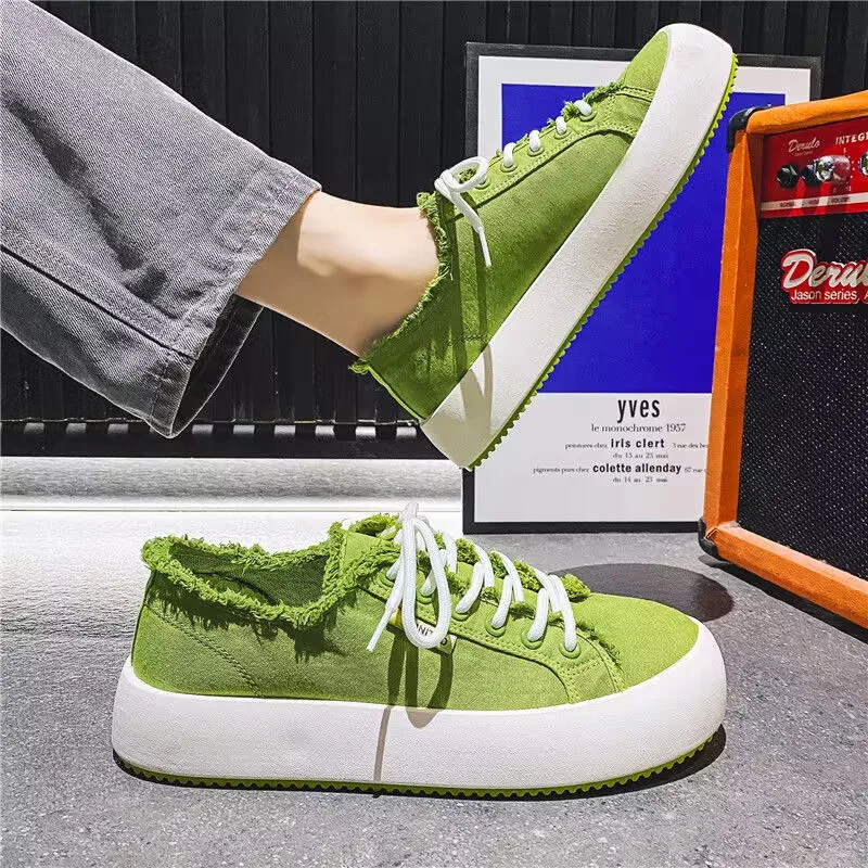 

Men's Canvas Shoes 2023 Men Chunky Sneakers Classic Skateboard Shoes Male Low Top Vulcanized Shoes Mens Outdoor Walking Footwear
