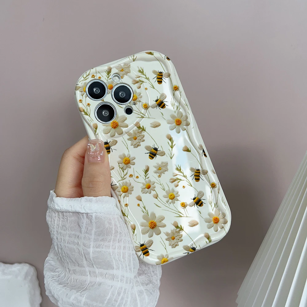 Charming Daisy Lotus Flower Phone Case