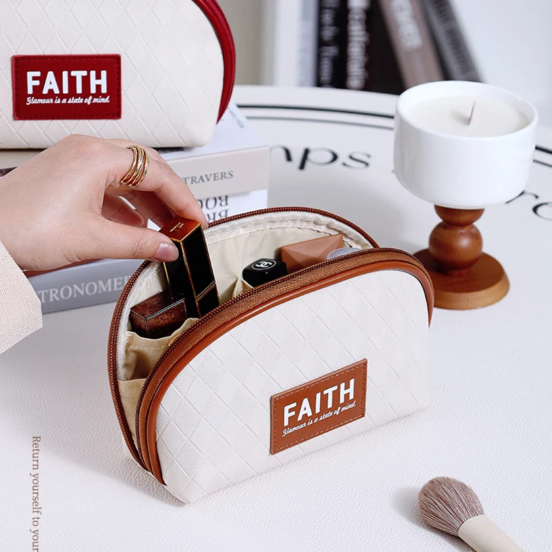 

Portable Travel Cosmetic Organizer For Women Semicircle Small Makeup Pouch Waterproof PU Lipstick Makeup Brush Storage Bag