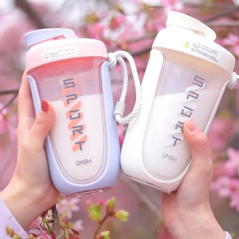 Kawaii Protein Powder Mixing Bottle Protein Powder Shaker Bottle Sport Gym  Shaker Water Bottle Portable Plastic Drink Bottle