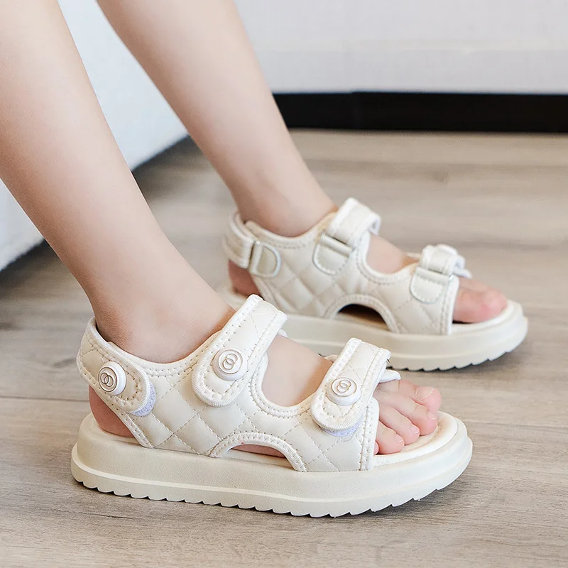 

Girls Rubber Children's Lolita Shoes 2023 Summer New Soft Beach Light Slippers Little Girl Sandels Flat With Fashion Sandal