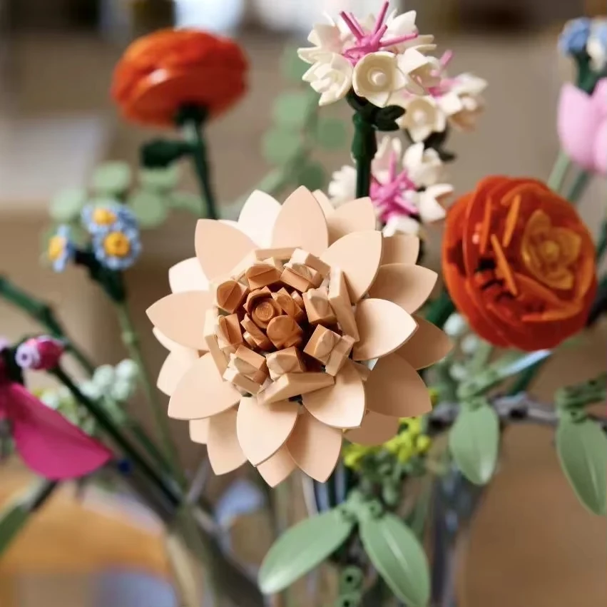 Beautiful zinfandel bouquet building 10342 blocks creative home desktop decoration building blocks toys girls birthday gift toys building block toys building toy set