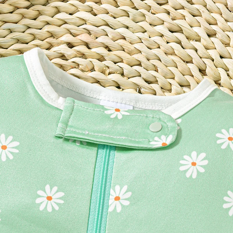Pudcoco Infant Newborn Baby Girls Footies, Long Sleeve Crew Neck Zip Closure Flower Print Fall Jumpsuit Clothes 0-18M