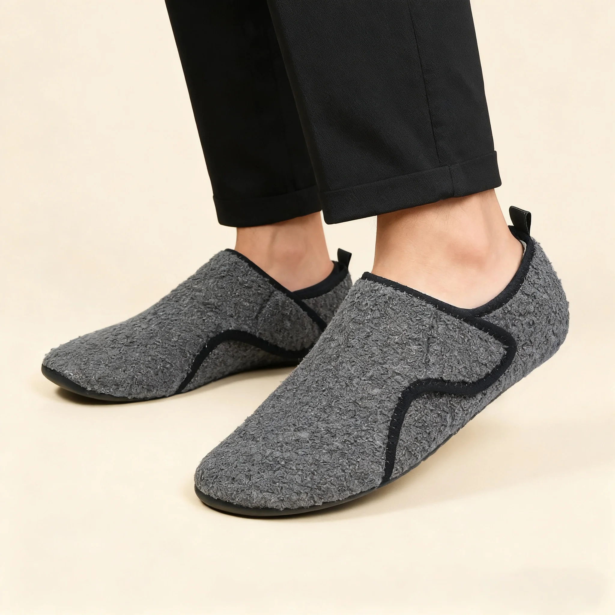 Lässige Baumwollschuhe für Herren mit Schnürsenkeln und Magic Tape. Warme und leicht zu tragende, bequeme Hausschuhe für zu Hause – Detail 5