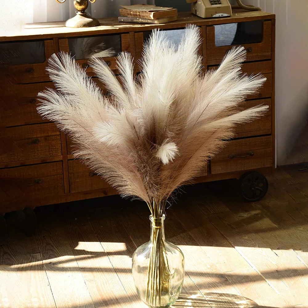 Artificial Pampas Grass Decor 2