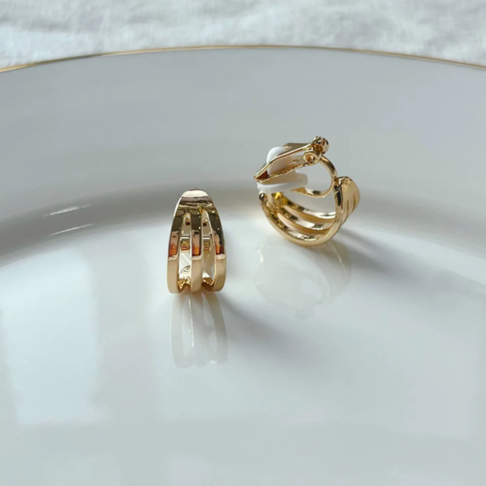 New Simple Gold Color Geometric Ear Clip On Earrings Without Piercing No Hole Ear Cuff Earings Non Pierced Metal Jewelry