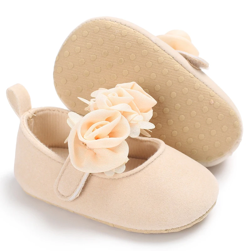 Fashionable New Spring And Autumn Baby Girl Princess Shoes Casual Fabric Sole Butterfly Bow Soft Soled Toddler Walking Shoes
