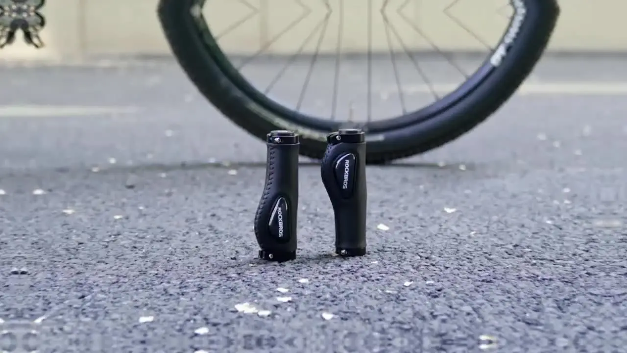 Manopole per bicicletta in pelle PU, manopole ergonomiche, manubrio MTB