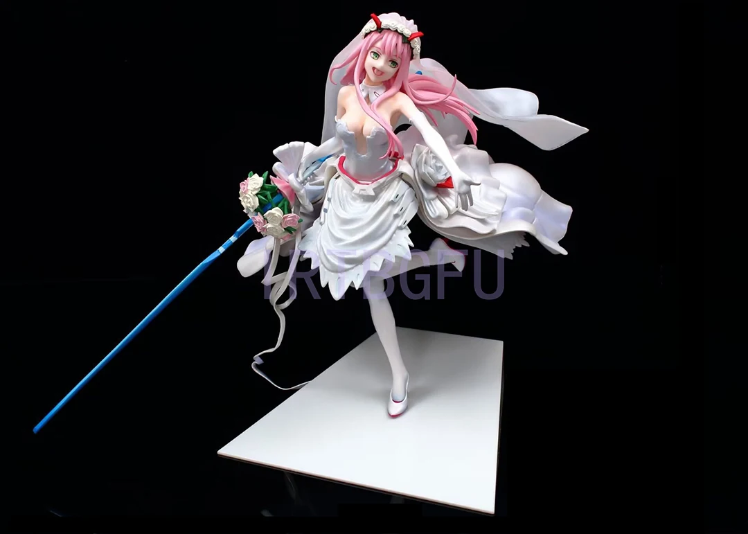 Taito Darling in The FRANXX Coreful Figure Zero Two Uniform Ver. Figure  Statue Japanese Ver. : Toys & Games 