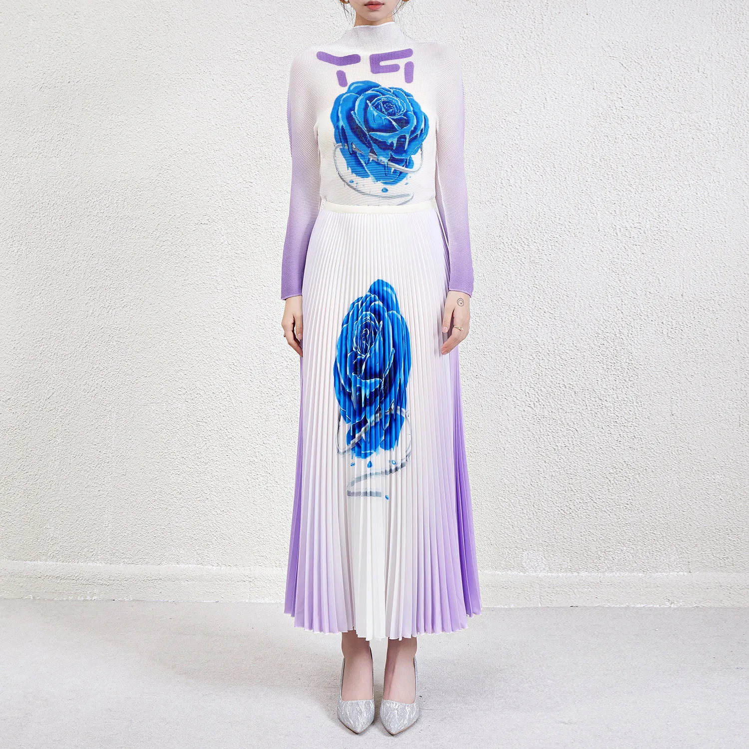 

Женский костюм с юбкой, весна-лето 2024, большой женский Топ с длинным рукавом и цветочным принтом + плиссированная юбка миаке с эластичным поясом