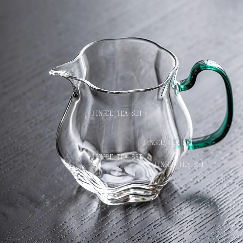 Heat-resistant Transparent Glass Fair Cup Tea Sea with Hands Tea Separator Chinese Tea Filtering Kung Fu Teaset Accessories