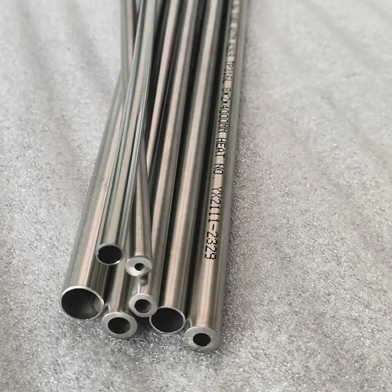 316L 스테인레스 스틸 모세관 파이프 OD 9.53mm 3/8인치 용접 비드 없음 광택 BA 위생 파이프(실험실 장비용)