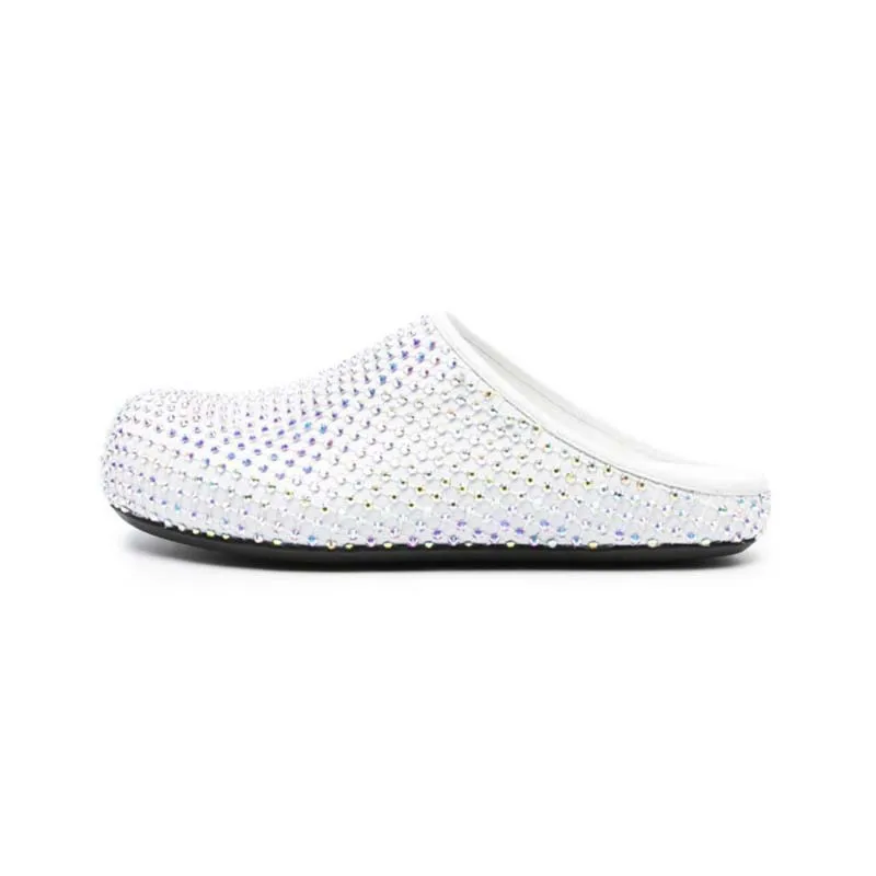 Europe and America Fashion Personalized New Summer Hot Diamond Heel Free Large Round Head Black and White Flat Bottom Slippers