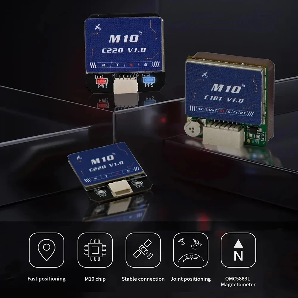 Module GPS M10 pour drone FPV installé sur un stack électronique, voyant LED allumé.