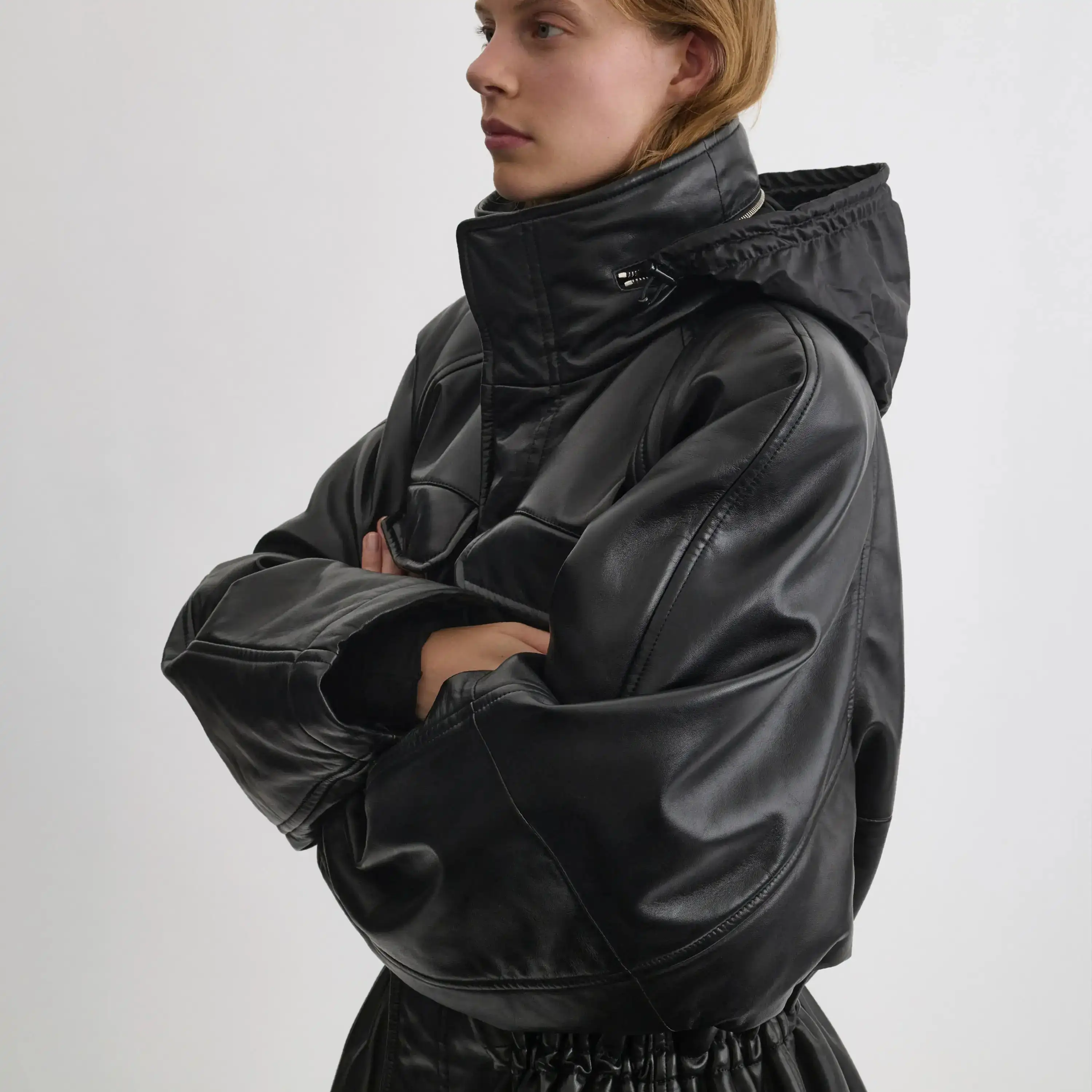 The 2026 new top women's jacket is handcrafted by a senior