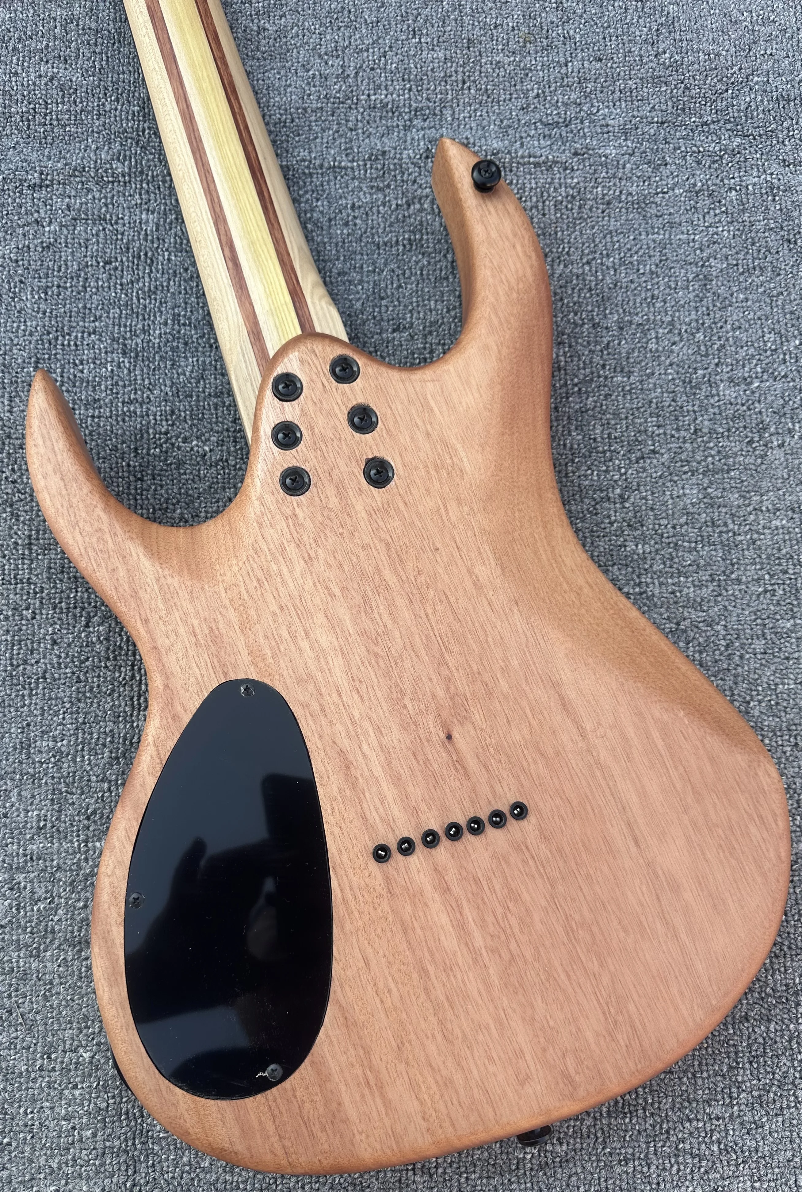 

Customized irregular electric guitar, old style, available in stock, including shipping， Fast Shipping