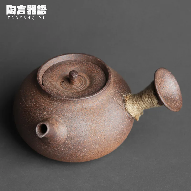 

Handmade pottery Japanese style urgently in need of side handle teapot raw ore clay material retro pottery health care tea maker