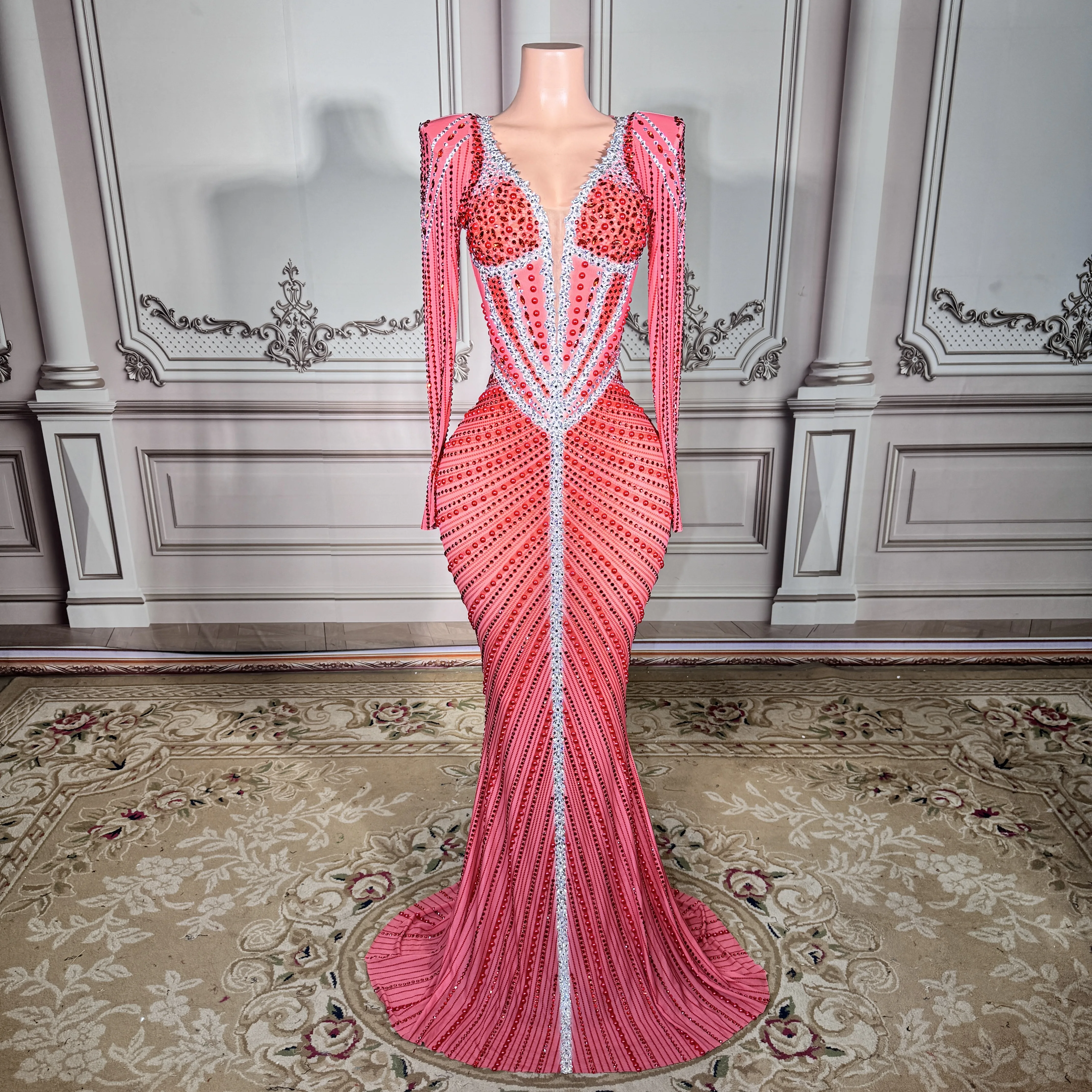 Luxury Sparkly Silver Crystals Birthday Party Gowns Sexy See Through Diamond Long Prom Dresses Photograph