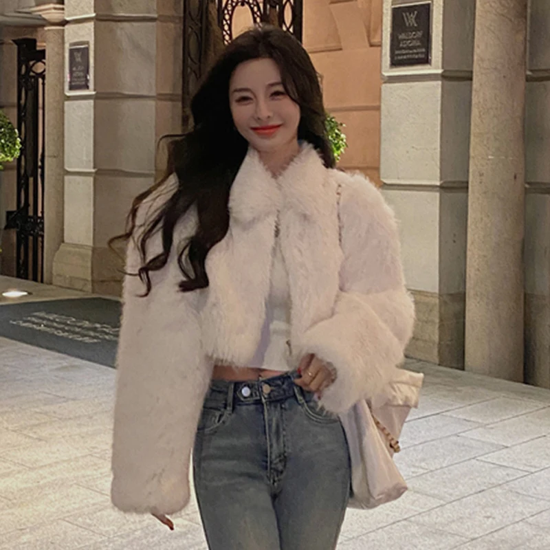 Winter Warm Short Cut Faux Fur Coats Women Long Sleeves Turn Down Collar Sweet Girls Pink Faux Fur Coat