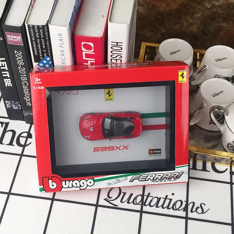 

Bburago 1:43 Ferrari F1 формула фото рамка версия сплав спортивный автомобиль модель Металл гоночный автомобиль модель коллекция Украшение подарок для малыша