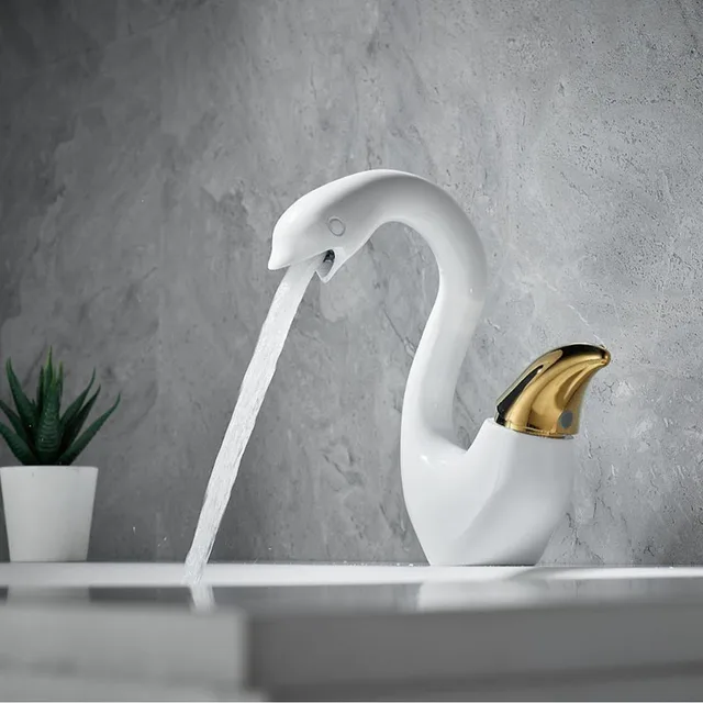 ก๊อกน้ำอ่างล้างหน้าดีไซน์หงส์ทันสมัย ก๊อกน้ำเดี่ยวแบบติดตั้งบนเคาน์เตอร์ ก๊อกน้ำร้อนน้ำเย็นแบบผสม 1