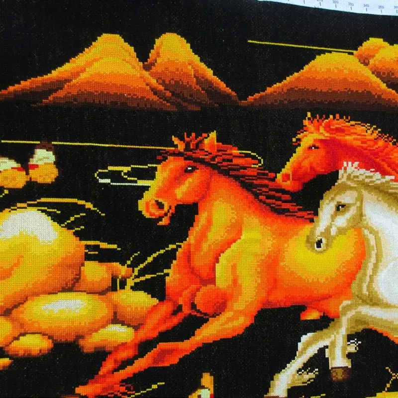 Pure handmade artificial cross stitch finished product, achieving success on horseback. Eight Jun picture, new living room and