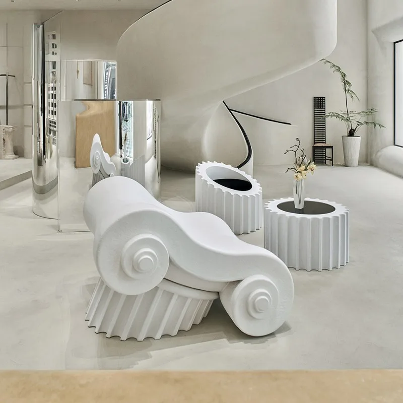 

Italian Light Luxury Designer Creative FRP Roman Column Style Retro Hotel Villa Park Gear Combination Chair