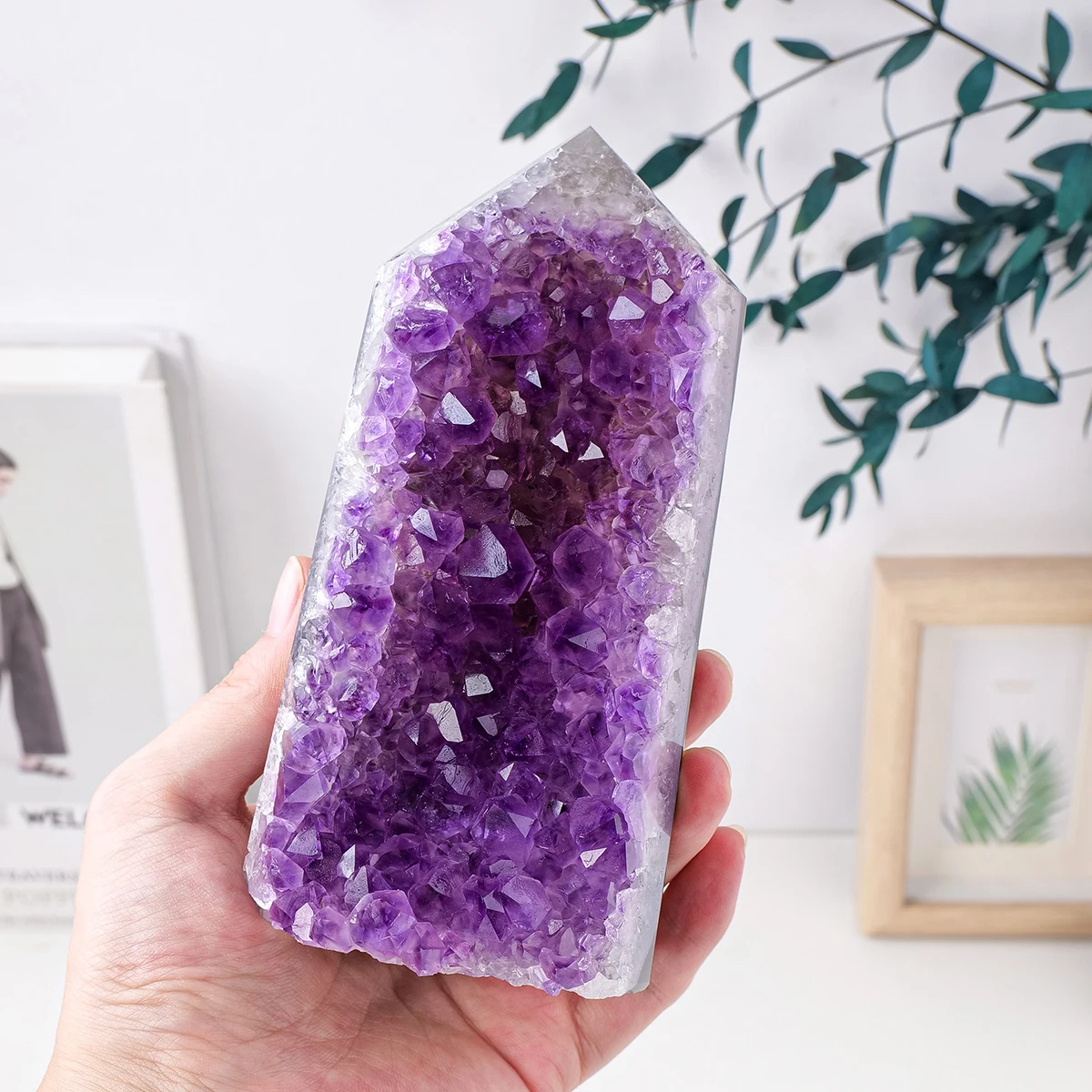 High-quality Natural Uruguay Amethyst Cluster Healing Crystals Crystal Point Big Wand Purple Quartz Tower Decorative Gifts