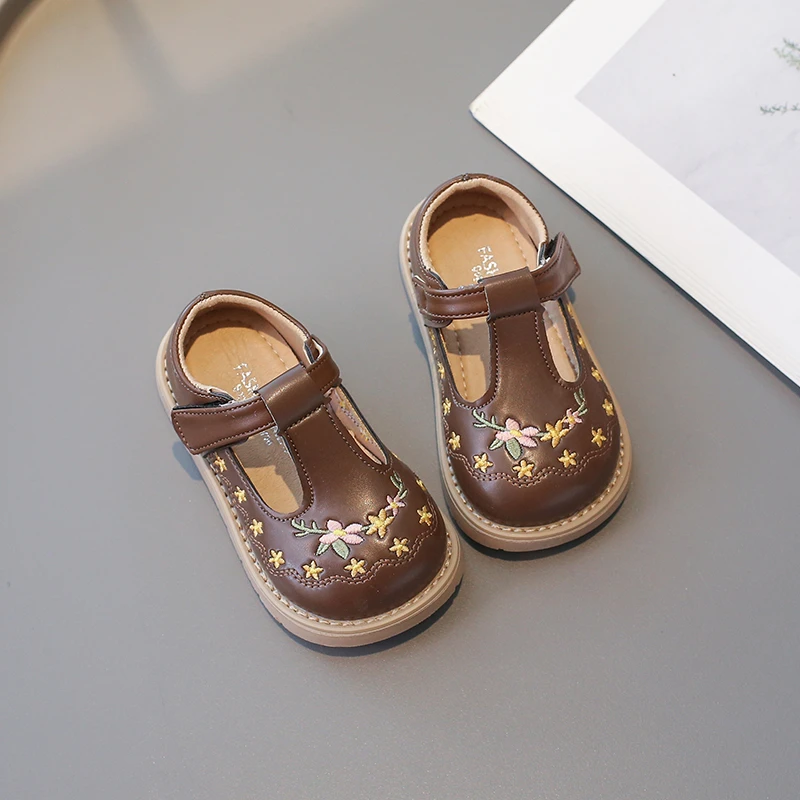 Baby Girls Flats Princess T-Strap Mary Jane Shoes Child Vintage Embroidery Dress Shoe for Girl Beige Brown PU Leather Loafer 5