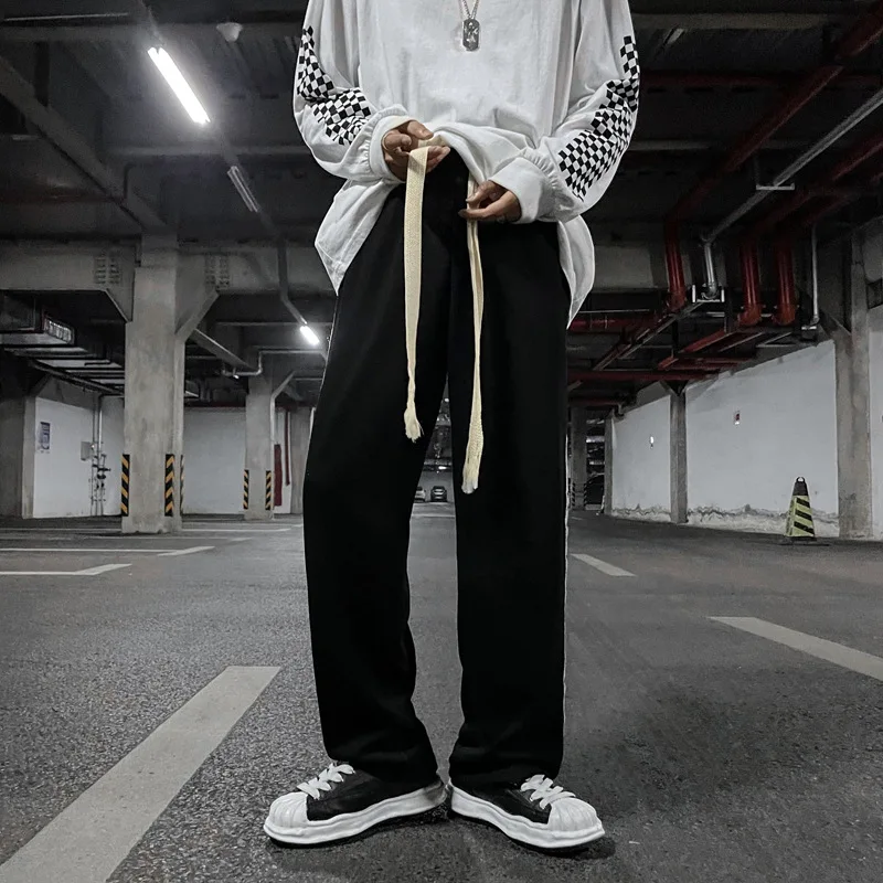 Рисунок 4 - Повседневные брюки на шнуровке