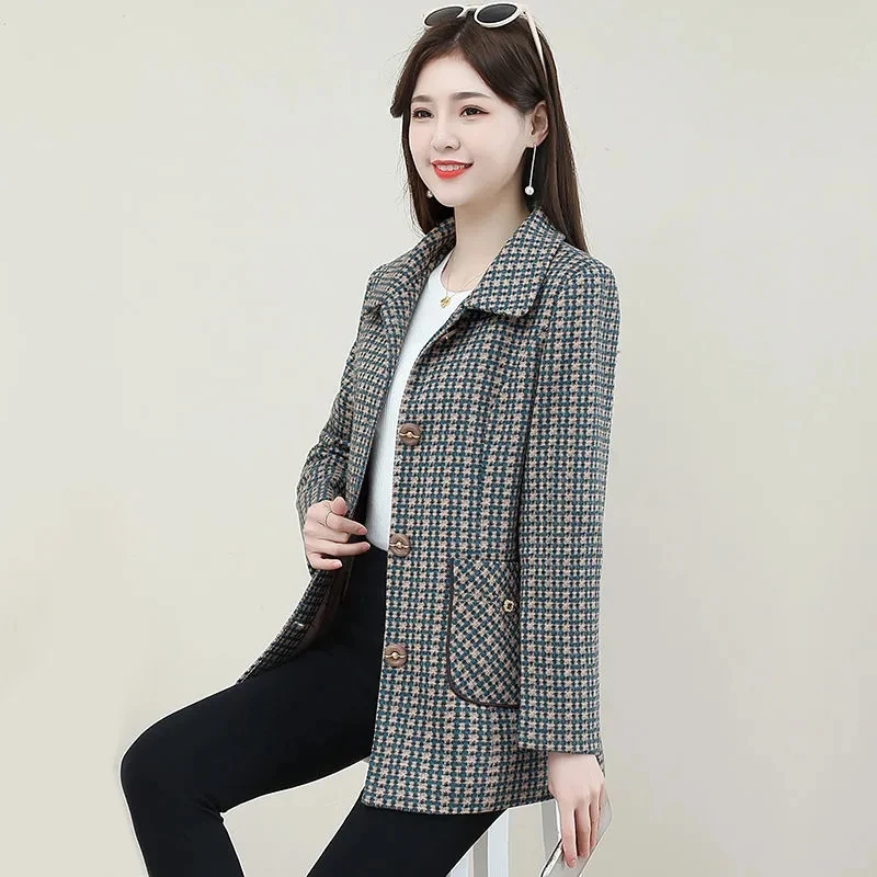 Plaid Woolen Jacket Women's 2022 New Spring Autumn Jacket Mom Single Breasted Long Sleeve Pocket Casual Outwear Mother Clothes
