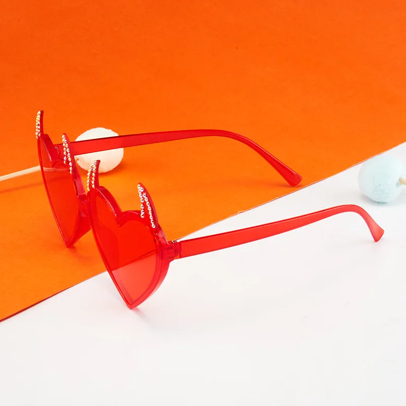 Stylish Red Demon Horns Love Glasses for Parties and Halloween