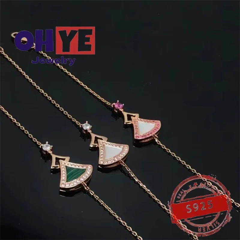 

1:1 Hot Sale Western Style Customized Luxury Customized Logo Fashion Bracelet Classic Personality Shiny Luxurious Jewelry