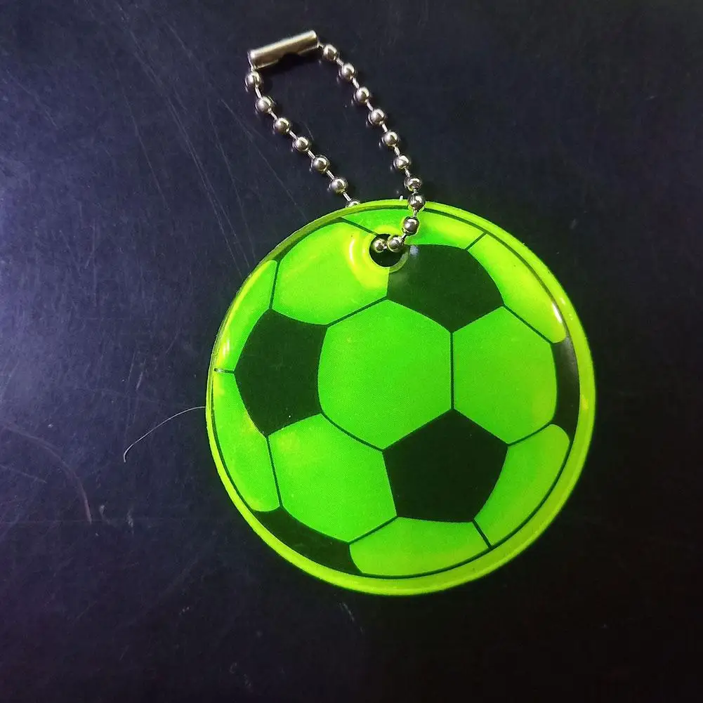 Football Party Toys 10PCS Football Reflective Keychain for Kids Night Safety Key Chain for Bags Backpack Pendant Reflector Things Traffic S Z9S0