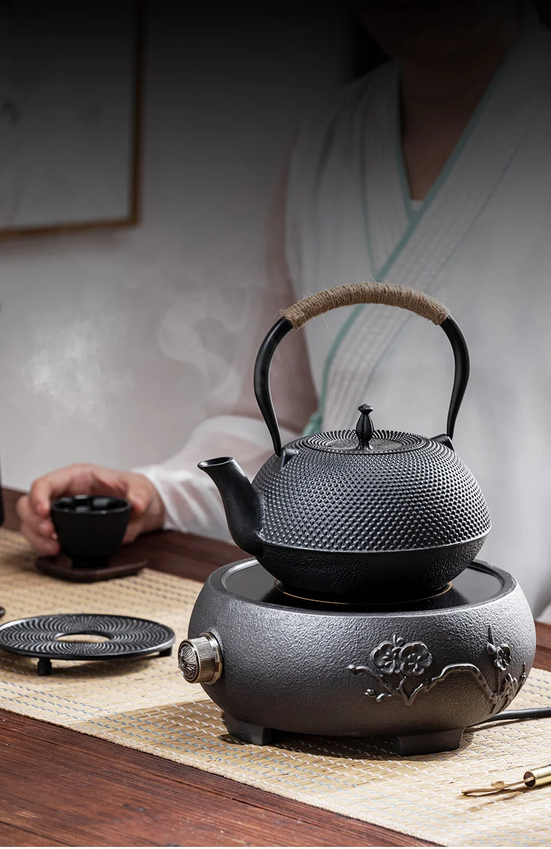 Description Picture 3 of itemGIANXI Iron Tea Pot with Stainless Steel Infuser Cast Japanese Iron Teapot Oolong Tea Kung Fu Tea Puer Tea Tea Kettle
