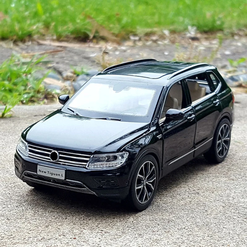 технопарк volkswagen tiguan 1:43. модель фольксваген тигуан 1 к 43. фольксваген тигуан игрушечная модель. моделька тигуан. моделька volkswagen tiguan.