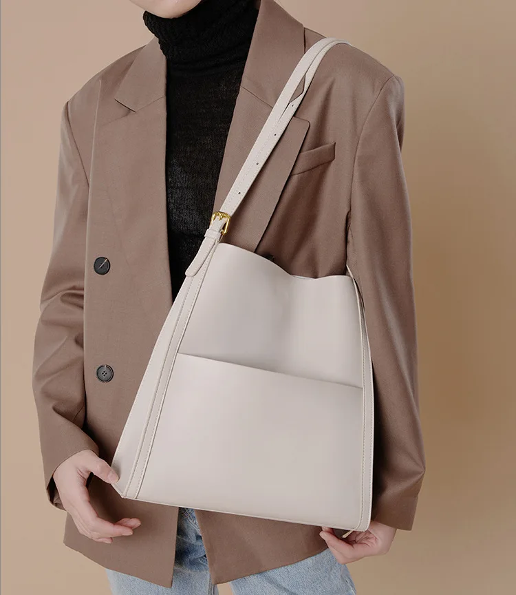 New handbag match all shoulder bag leather handbag large capacity Tote bags niche commuter underarm bags
