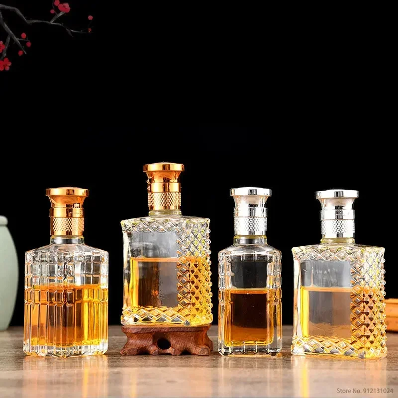 Decanter Quadrato In Vetro Per Whisky 750 Ml: Senza Piombo, Altezza 22,9 Cm, Barski, Made In Europe
