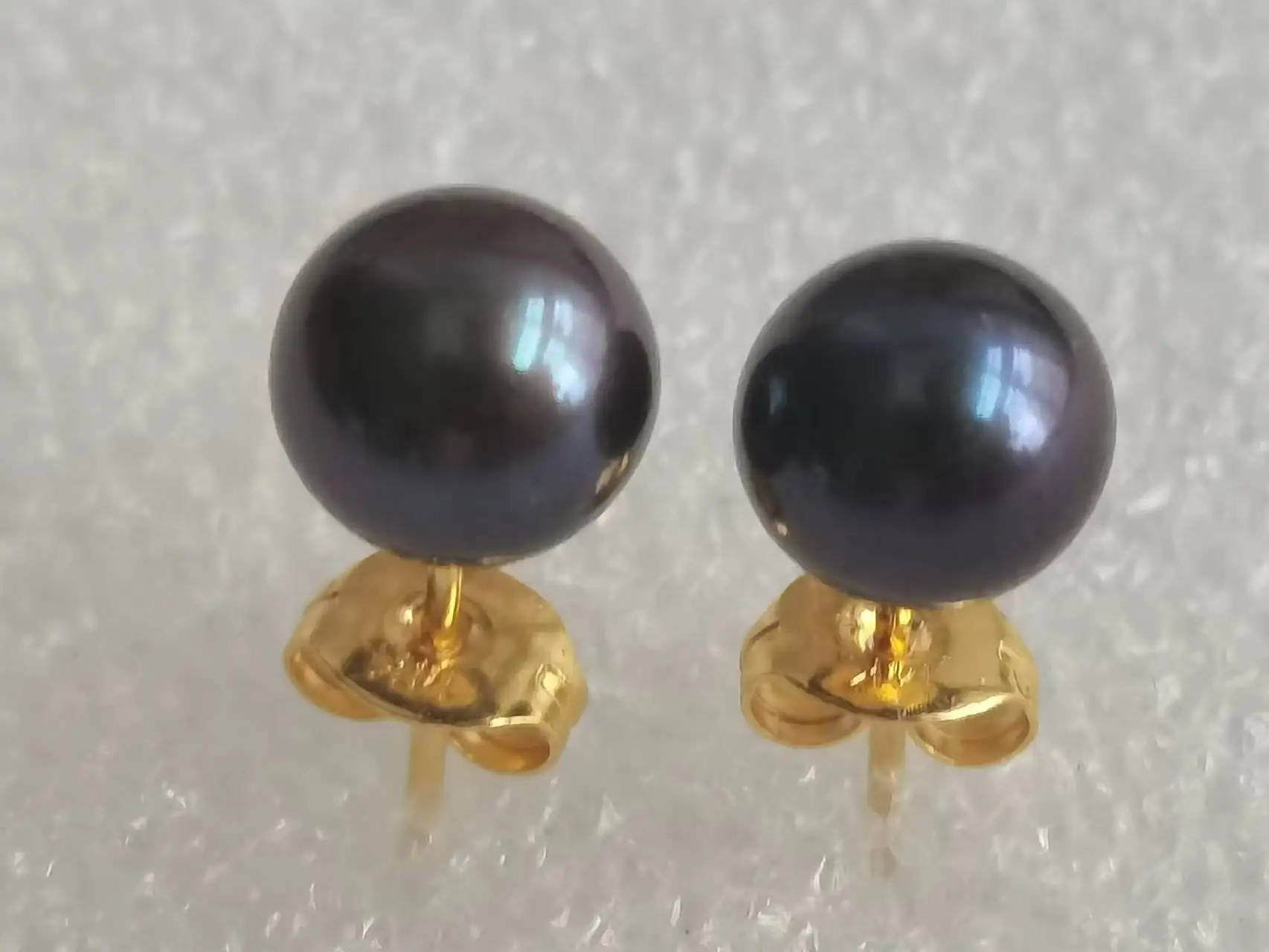 Amazing AAAAA 7.5-8mm Natural Tahaitian China Black Pearl Earrings 14k+box