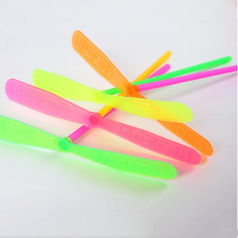 Pack of 10/20 Colorful Bamboo Dragonfly Propeller Toys - Outdoor Fun and Unique Kid's Gift
