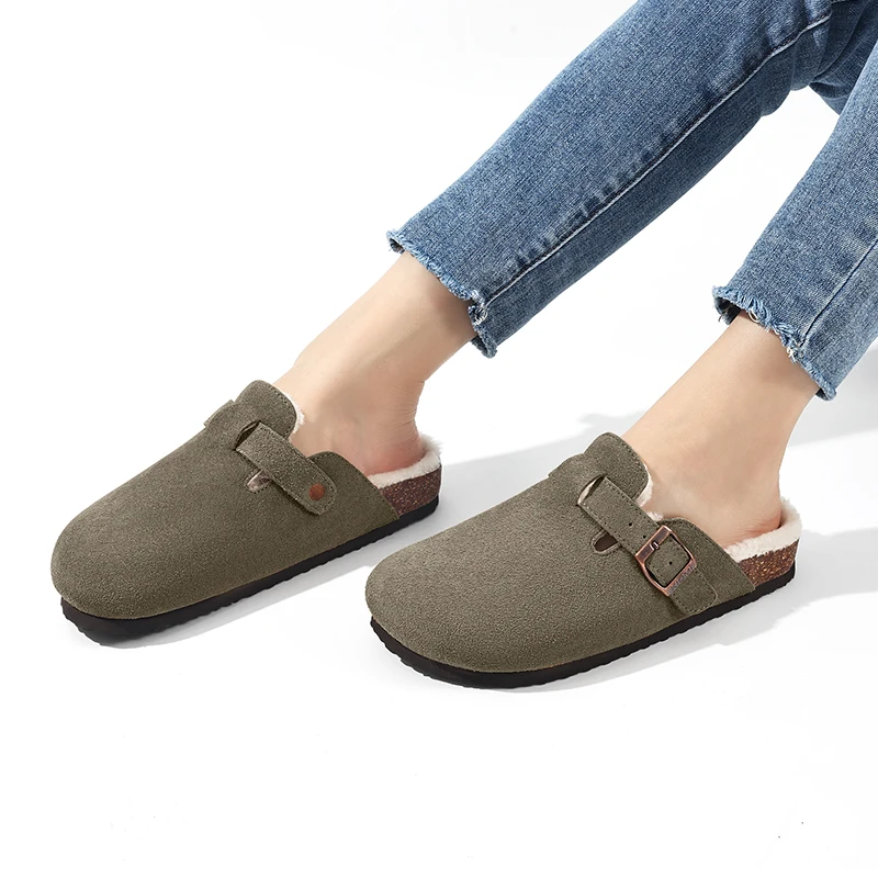 Comwarm Plush Lined Clogs Women Cork Footbed Fur Mules Men Warm Furry Slides House Sllippers Outdoor Winter Fuzzy Cork Slippers