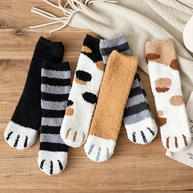 Damen Winter Warme Flauschige Socken Niedliche Tierpfoten-Katzenpfoten-Fußabdruck-Socken Superweiche Coral-Fleece Haussocken Schlafsocken Weihnachtssocken – Detail 2