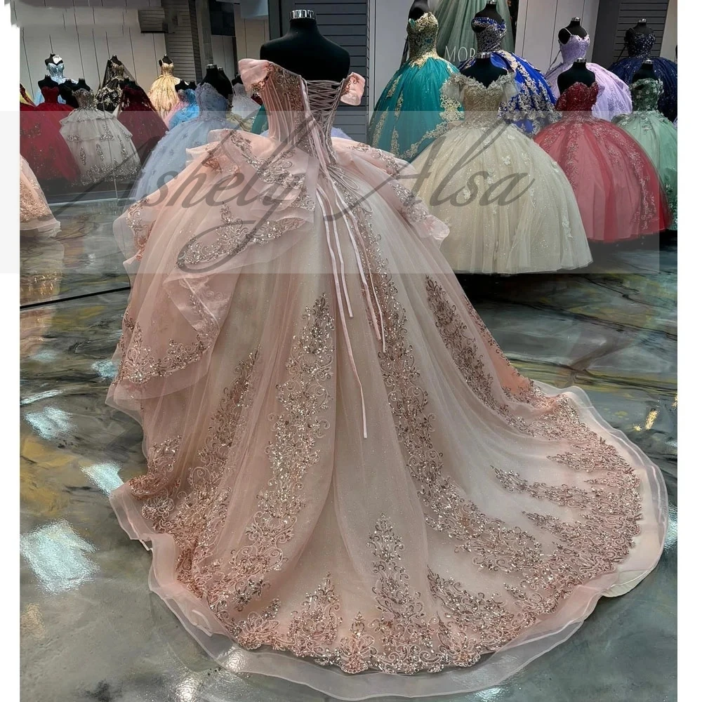 Mexican 15 Year Gold Girl Quinceanera Dresses Off Shoulder Lace Applique Big Puffy Skirt Prom Birthday Party Dress 16