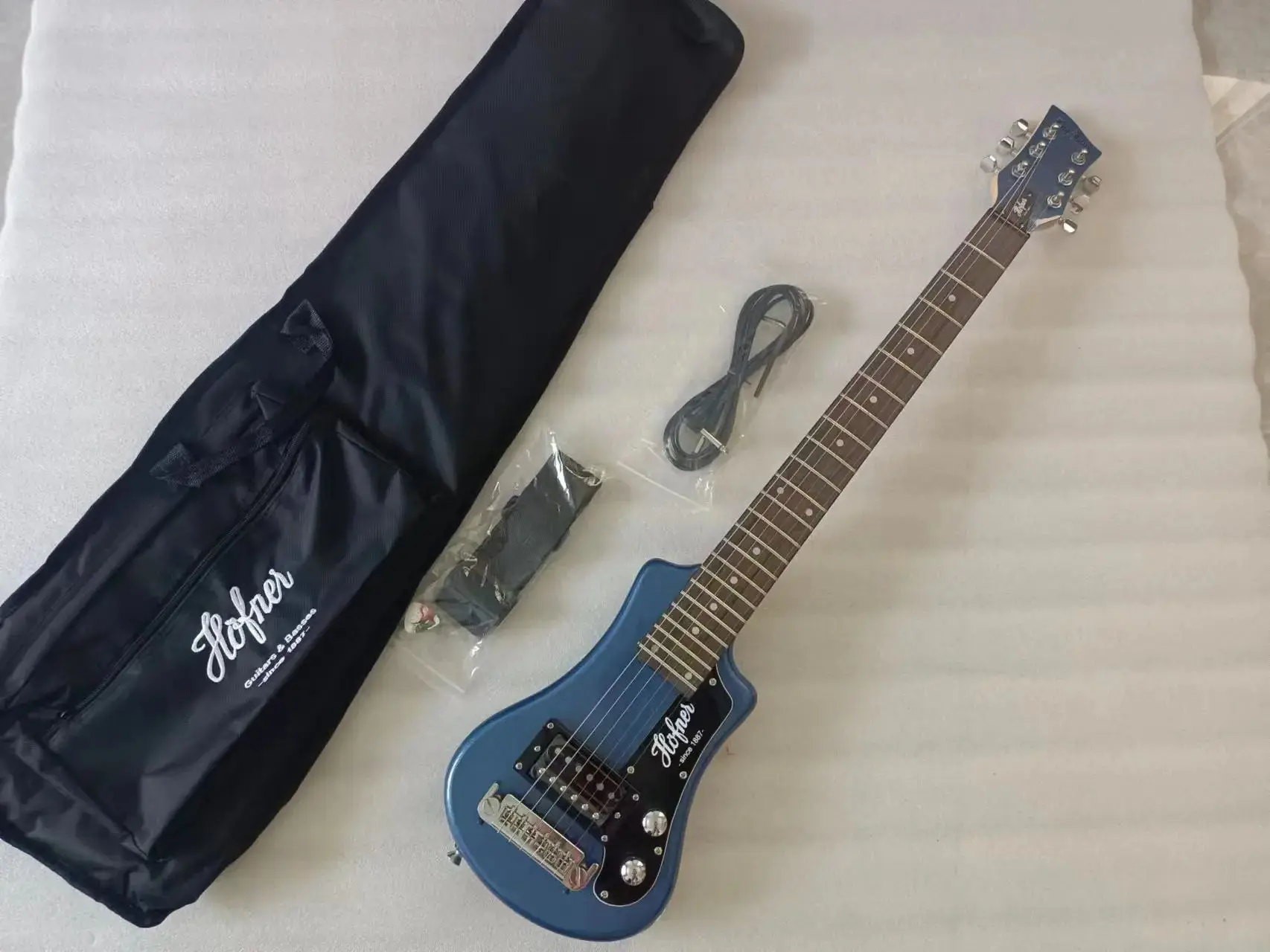 Mini Electric Guitar 6 Strings 34 Inch with Bag