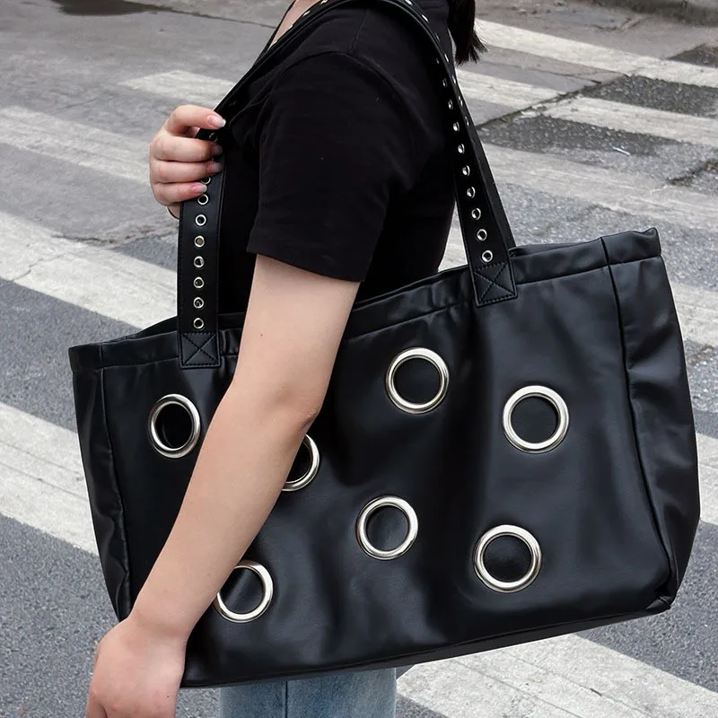Fashion Rivet Bucket Bag Large Capacity Casual Tote Bag Textured Leather Women Handbag Luxury Designer Shoulder Bag