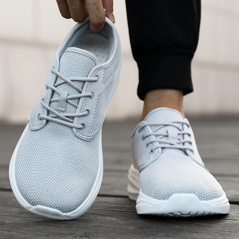 All Black Wide Toe Shoes for Men Breathable Comfortable Platform Minimalist Travel Shoes 2025 Wide Toe Barefoot Casual Sneakers