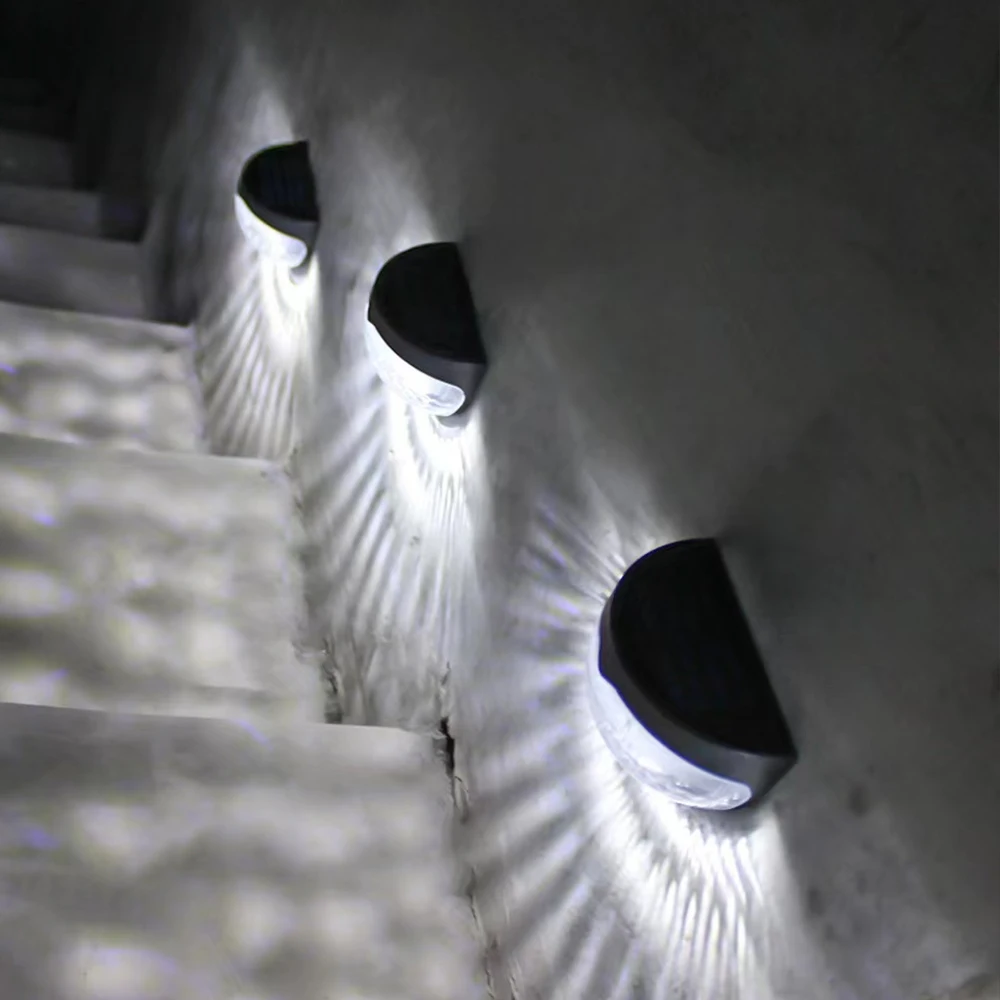 Рисунок 6 - Уличные Настенные светильники на солнечной батарее