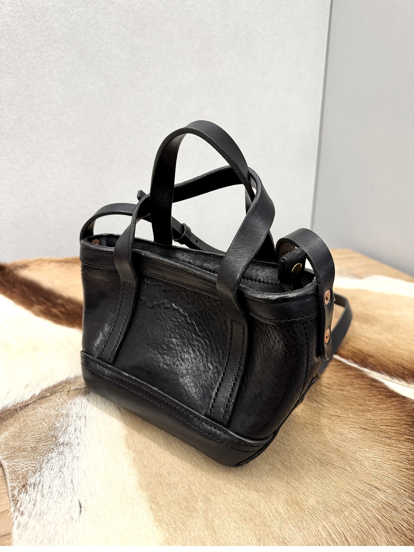 PNDME einfache lässige pflanzlich gegerbte Rindsleder Damen kleine Handtasche Wochenende Party Luxus echtes Leder Damen süße Umhängetasche – Detail 19