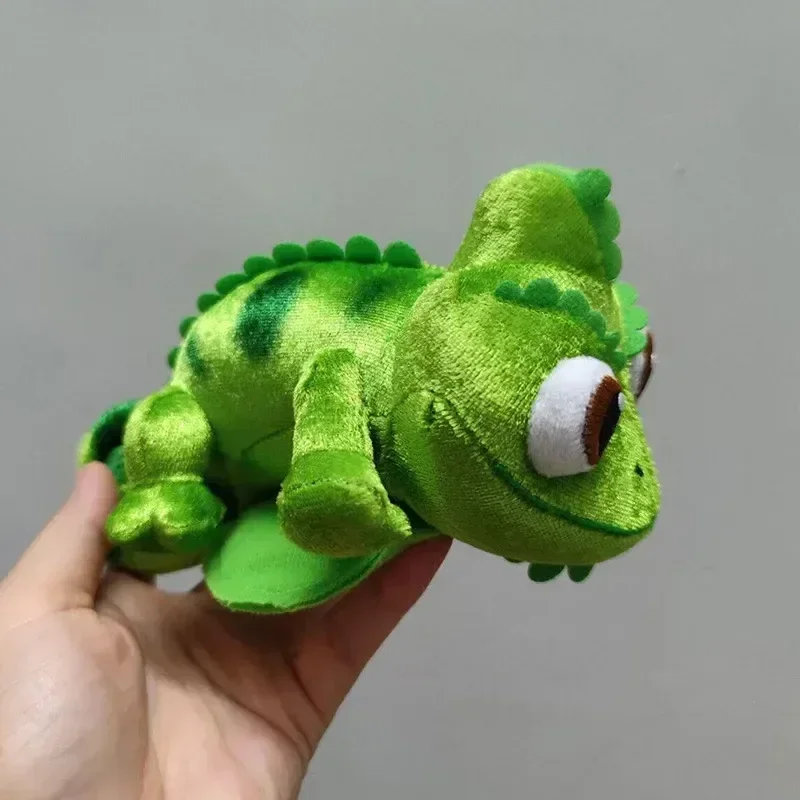 ラプンツェル パスカルぬいぐるみ Amazon.co.jp: ディズニー パスカル ぬいぐるみ 塔の上の
