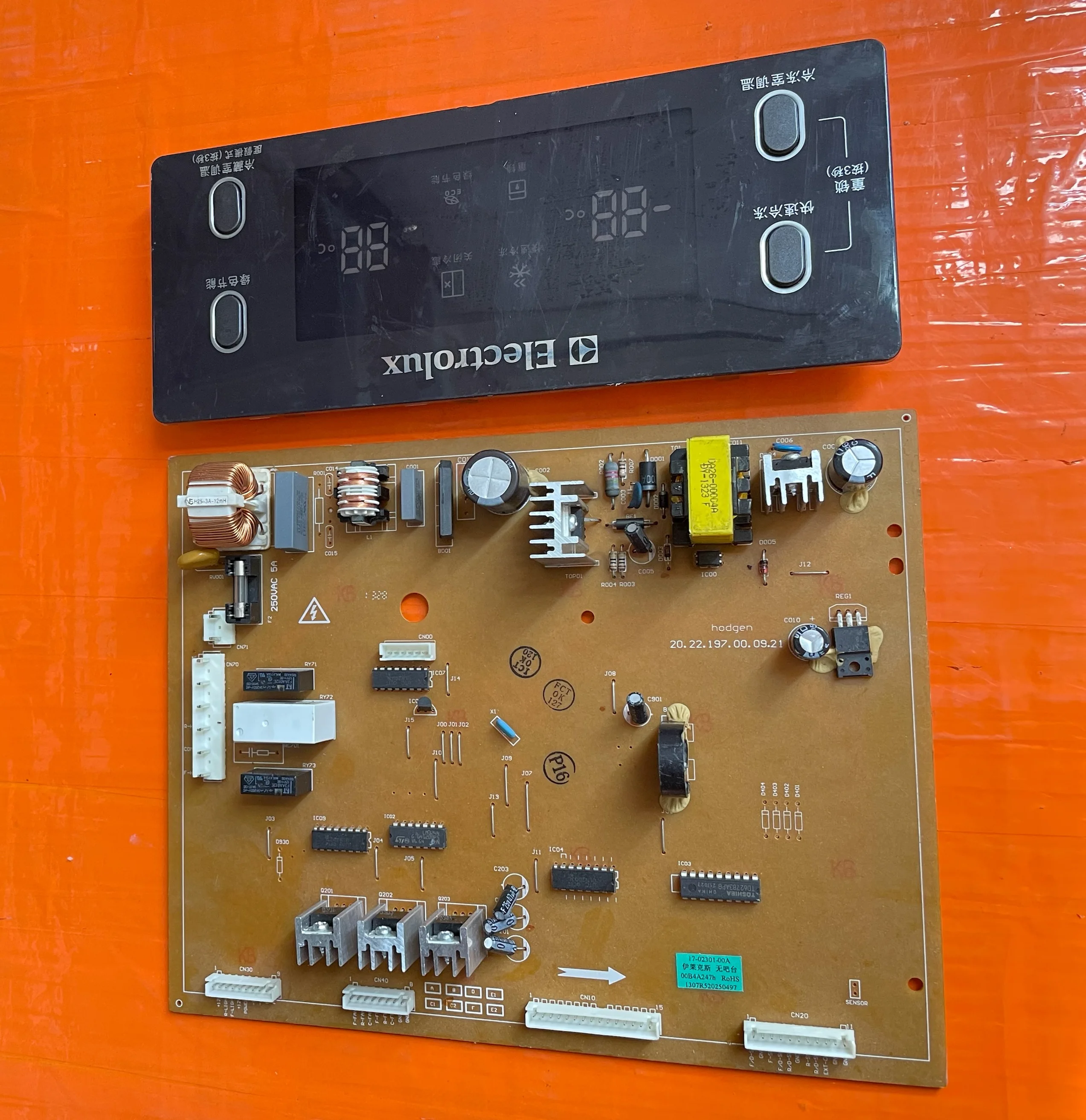 

BCD-553WNSG 17-02301-00B/17-02301-00A